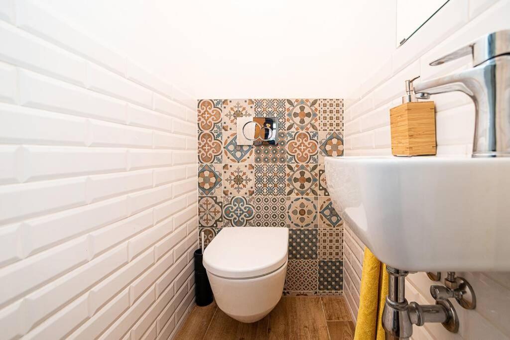 Elegant, Modern, 2-Bed Flat By Museum Of Prague Leilighet Eksteriør bilde
